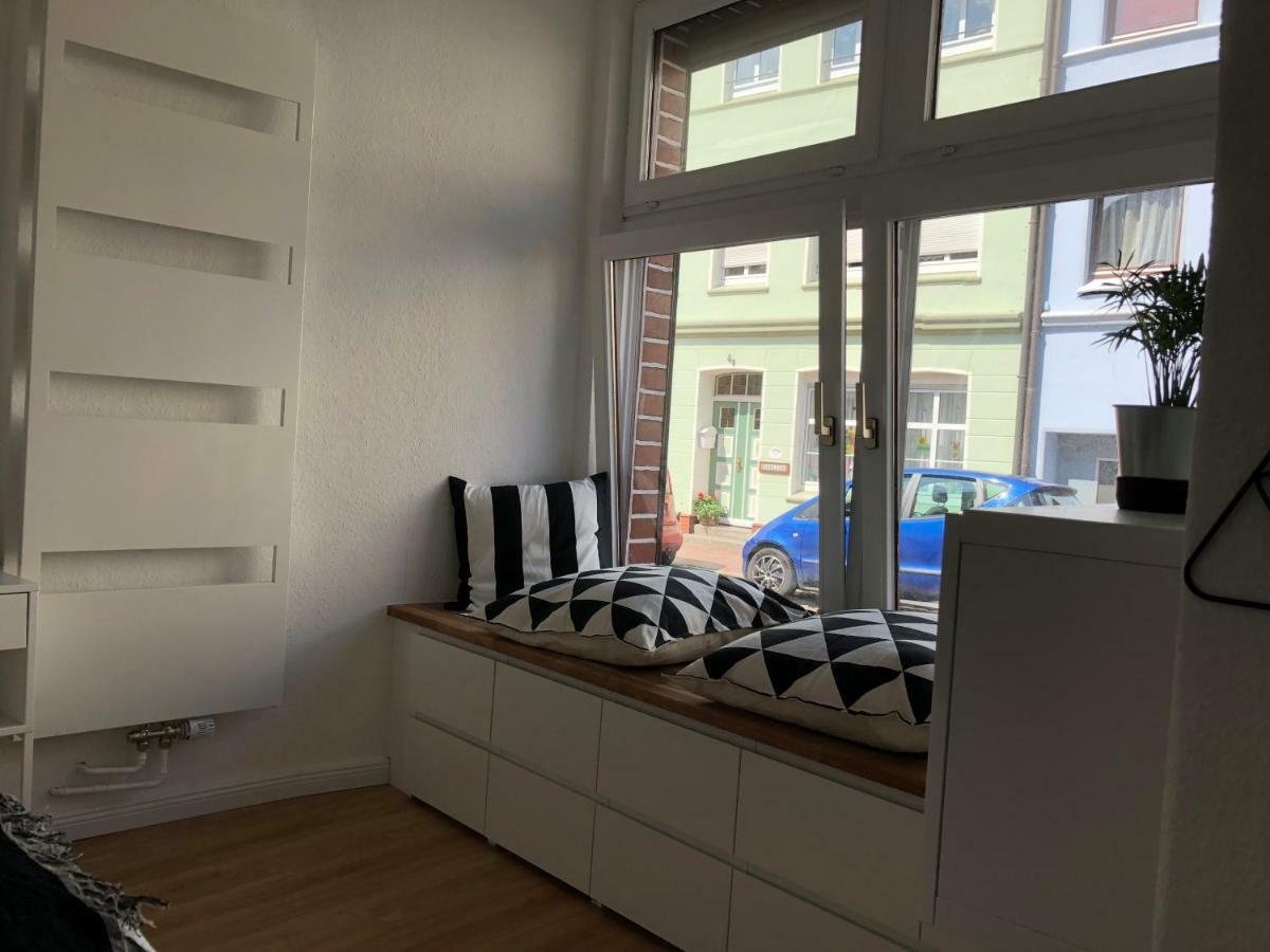 zentral gelegenes Ferienzimmer Möllner Seestrasse Exterior foto