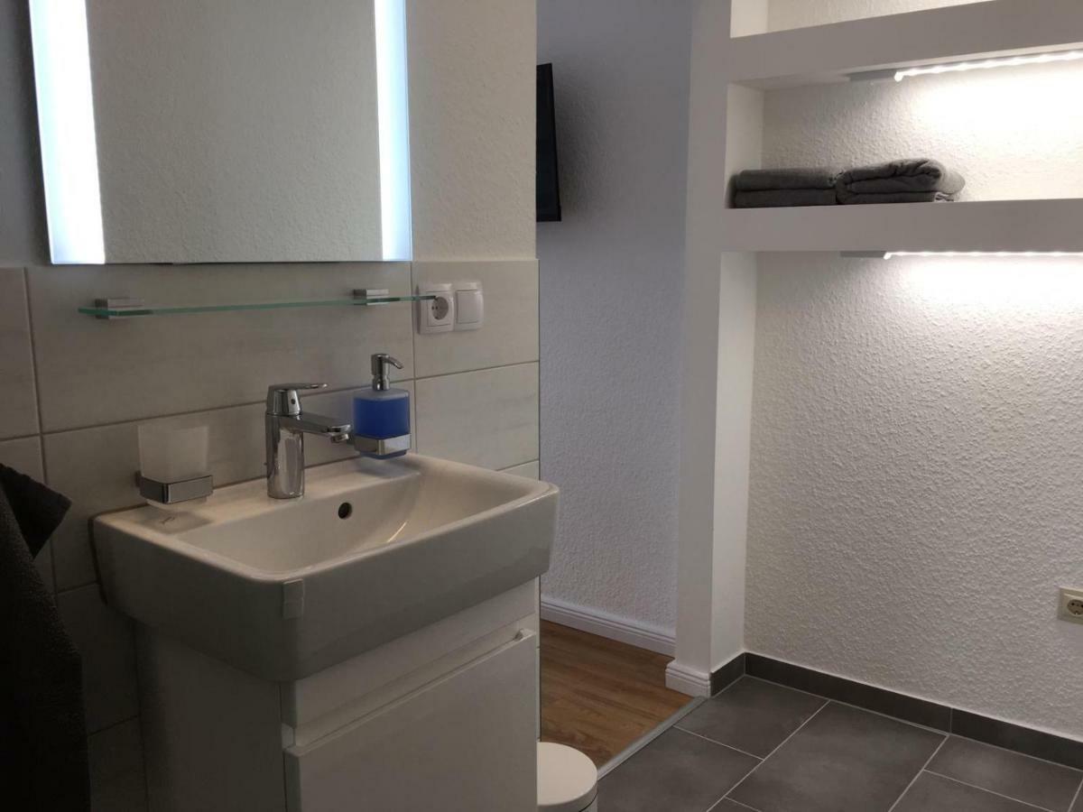zentral gelegenes Ferienzimmer Möllner Seestrasse Exterior foto